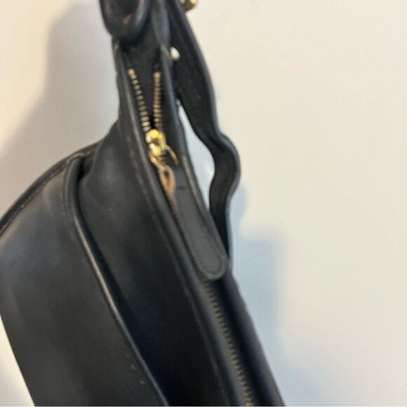 Vintage COACH #9966 "Legacy Zip" Black Leather Crossbody Bag - Classic! J8N 9966 - Picture 15 of 15